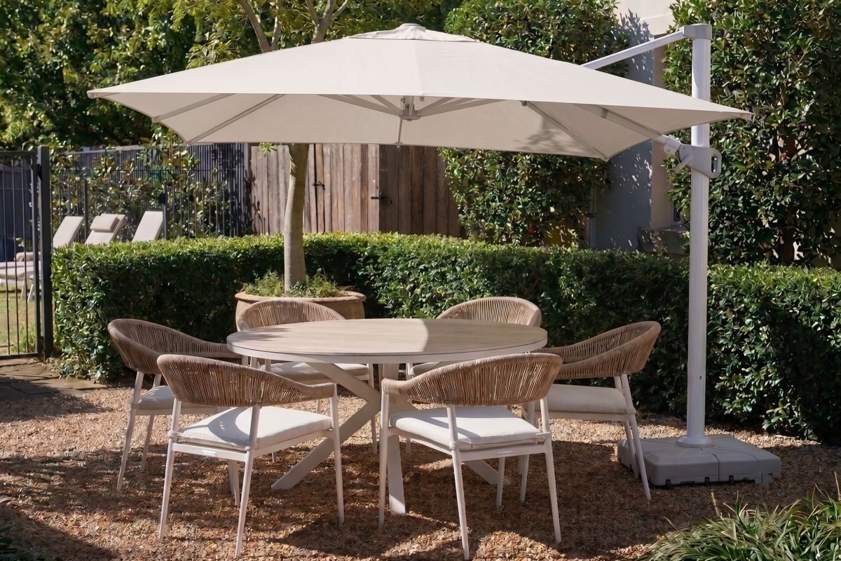 cantilever umbrella square 3m x 3m ivory