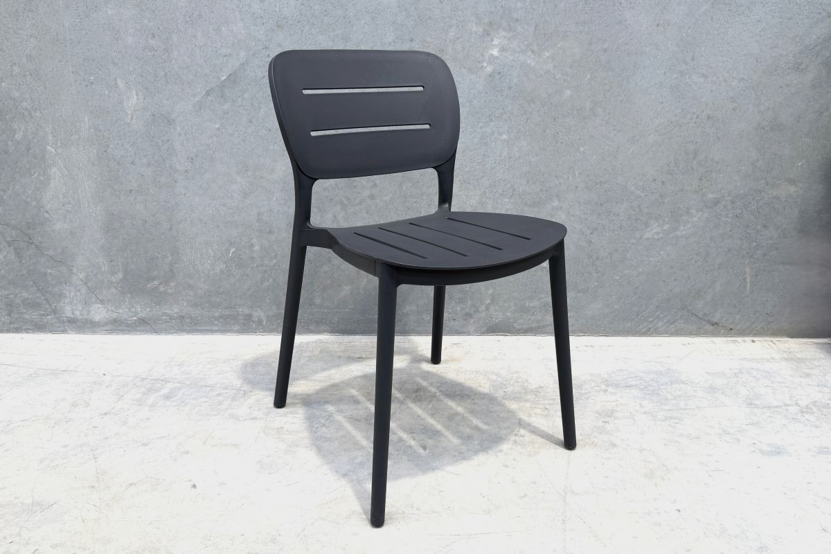 grace resin outdoor dining chair charcoal