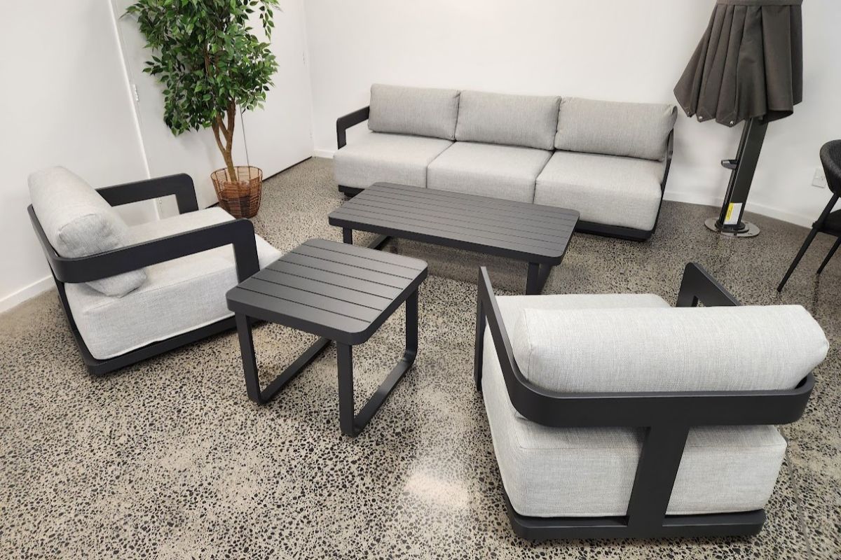laguna 4pc outdoor lounge set