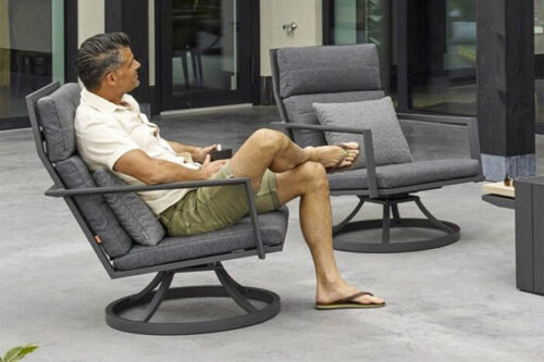 maroon 360 relax chair with man