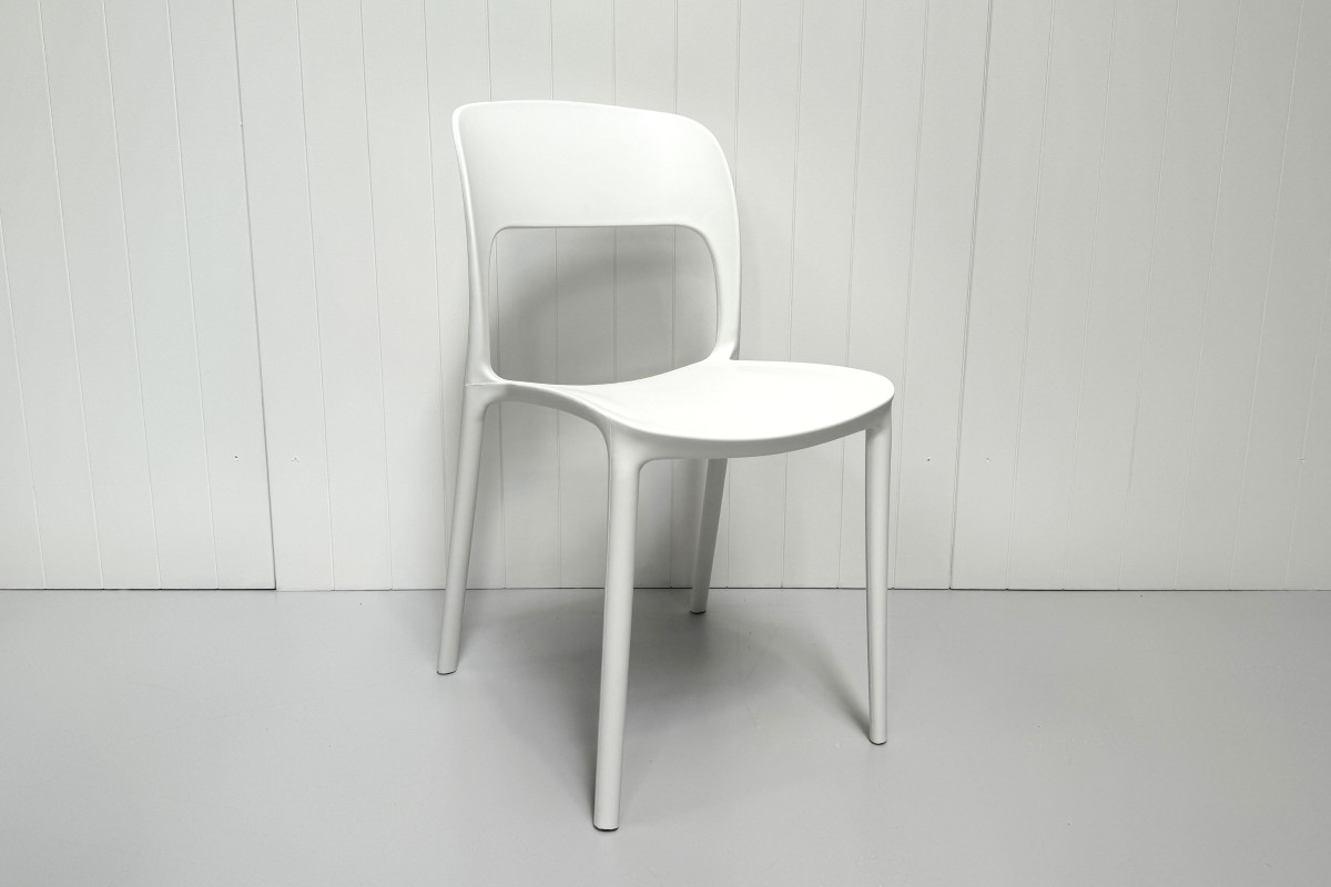 sophie resin dining chair white